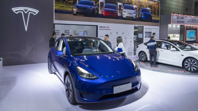 Tesla се подготвя да навлезе в Южна Америка чрез богатата на литий Чили