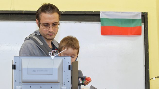 ЦИК: Тъмната стаичка се замества от параван&nbsp;