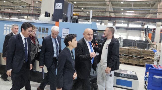 Китайската ZS Europe откри завод за автомобилни части до Пловдив