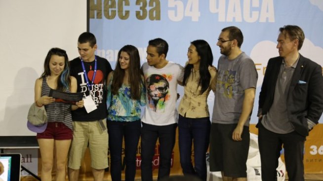 Device Web Varna спечели втория Startup Weekend във Варна
