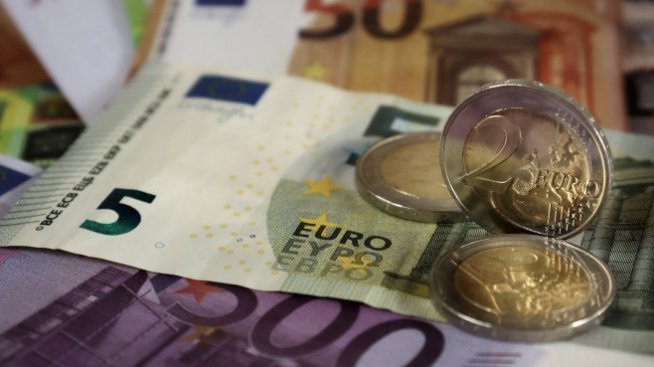 Скъпата енергия изстреля инфлацията в еврозоната до 13-годишен връх