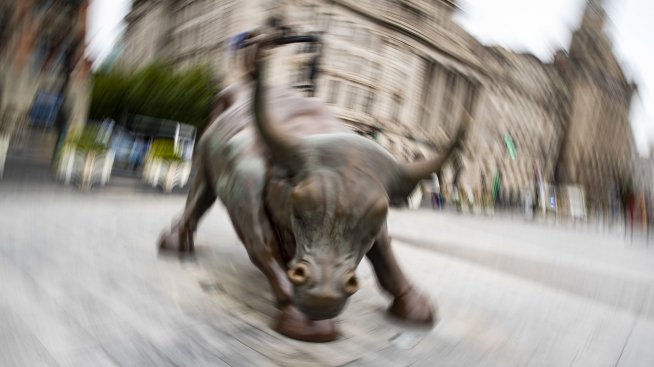 Wall Street приключи сесията с лек ръст в очакване на данни за пазара на труда