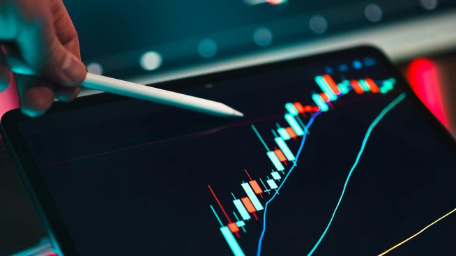 Най-големият пенсионен фонд в Европа се отказа от акциите на Alphabet, Meta и Tesla