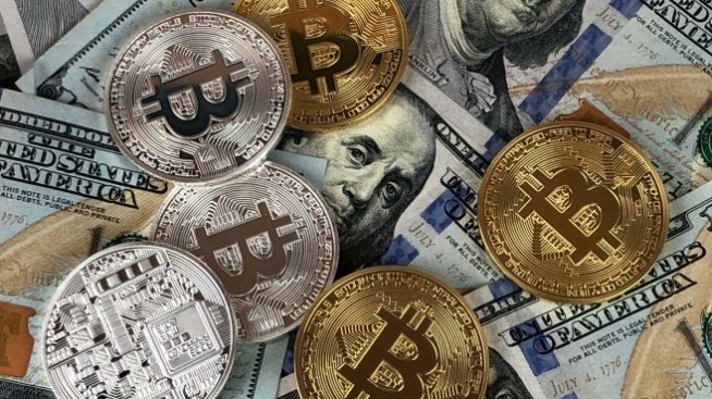 Интересът към криптовалутите се завърна, но какво се промени за 3 години?