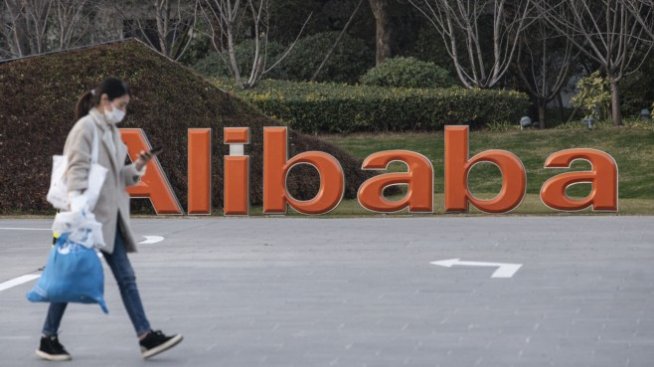 Alibaba повтаря сценария на Amazon