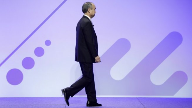 Масайоши Сон се оттегли от поста председател на SoftBank Corp.