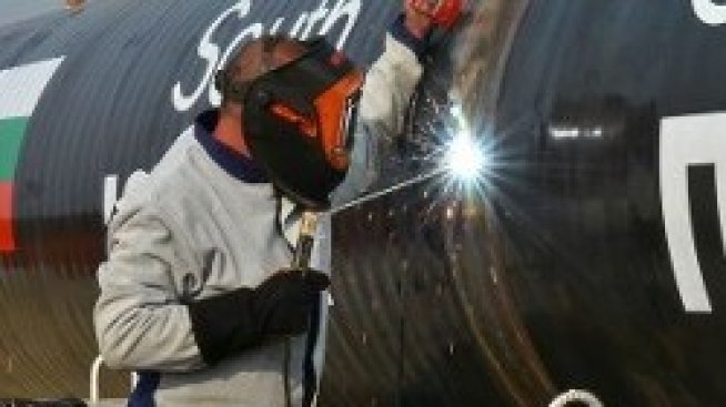 Стойнев и Йотингер ще изясняват проблемите около "Южен поток"