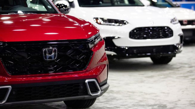 Honda повишава прогнозата си с 30% заради слабата йена и силното търсене в САЩ