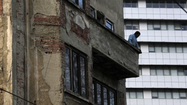 Румънците загърбват ипотеките в евро