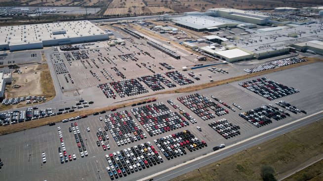 GM и Stellantis са застрашени от глоба в размер на 9,5 млрд. долара в САЩ