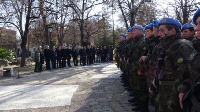 НС разреши на армията да се включи в борбата с COVID-19