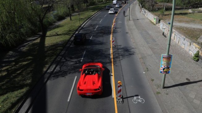 Ferrari запазва перспективите въпреки по-добрата от очакваното печалба