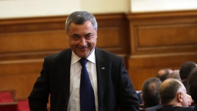 НФСБ остава в управлението*