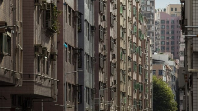 Продажбите на жилища в Китай продължават да се сриват