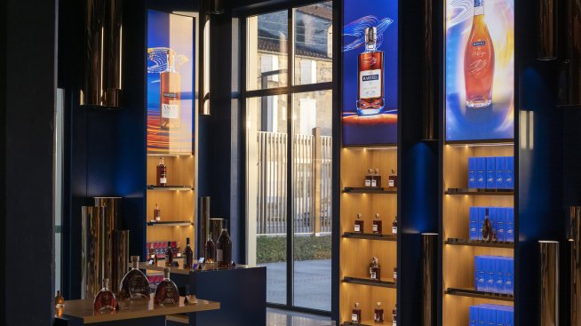 Moët Hennessy ще съкрати служители в отговор на намаляващото търсене