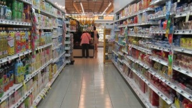 Потребителските настроения в САЩ удрят 3-годишно дъно