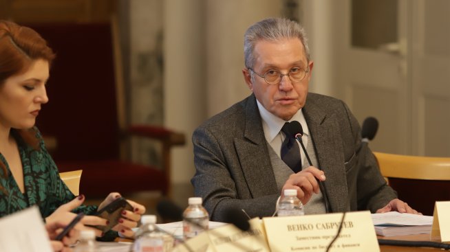 Между две четения: Великденската добавка за най-бедните пенсионери ще е 100 лв.