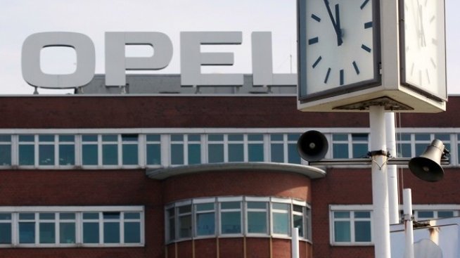 Германските синдикати настояват PSA да запази работните места в Opel
