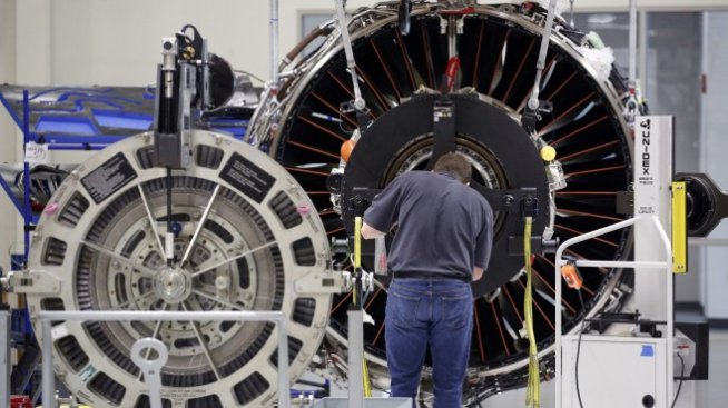 Звеното за реактивни двигатели помага на GE да отчете силно тримесечие