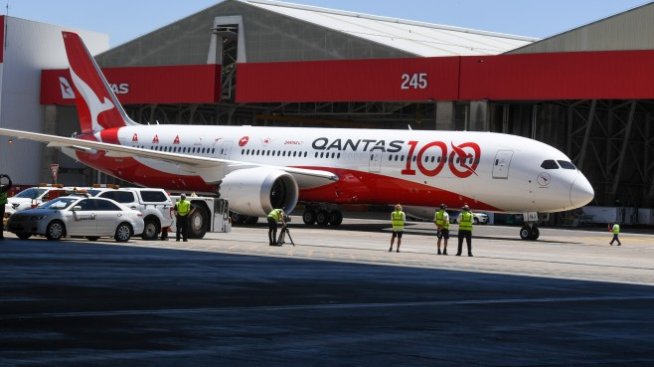 Qantas Airways извърши 19-часов тестови полет между Лондон и Сидни 