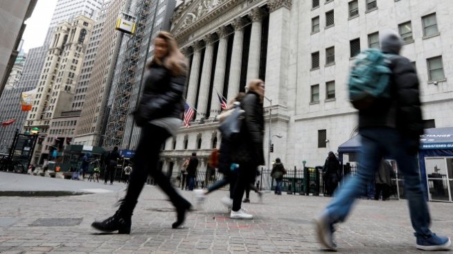 Новооткритите работни места в САЩ през март превишават броя на безработните