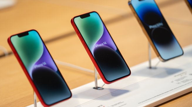 Apple подготвя нов iPhone SE без Home бутон