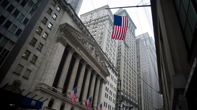 Wall Street отвори с леки колебания*