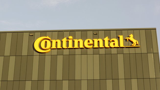 Коронавирусът в Китай и войната в Украйна тласкат Continental към загуба