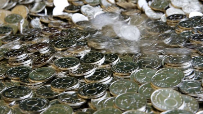 Делът на необслужваните бързи кредити пада под 22% в края на 2015 г.