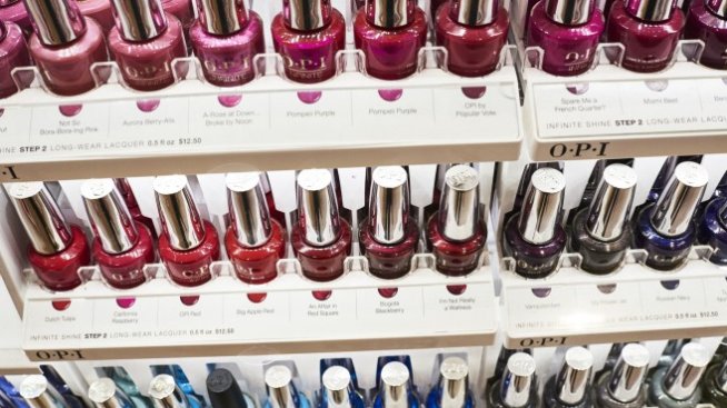 Французойка ще трябва да спасява Coty