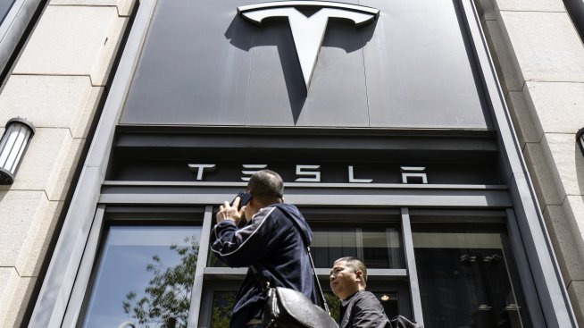 Tesla може да изгради център за обработка на данни за своите електромобили в Китай