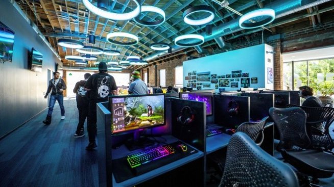 Зад бума на гейминга се крият множеството трудности на цялата индустрия