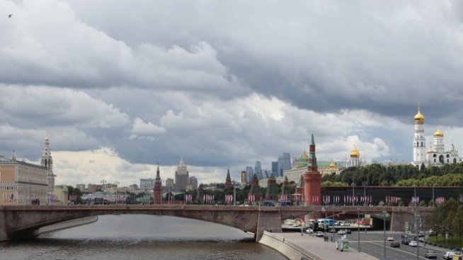 Тъмни санкционни облаци се сгъстяват над Русия