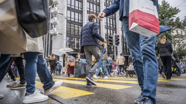 И влюбените в кеша швейцарци се предадоха: дебитните карти станаха най-популярното платежно средство