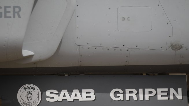 Служебното правителство&nbsp;ще разговаря отново с Швеция за&nbsp;Gripen&nbsp;