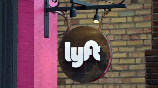Lyft съкращава 17% от служителите си