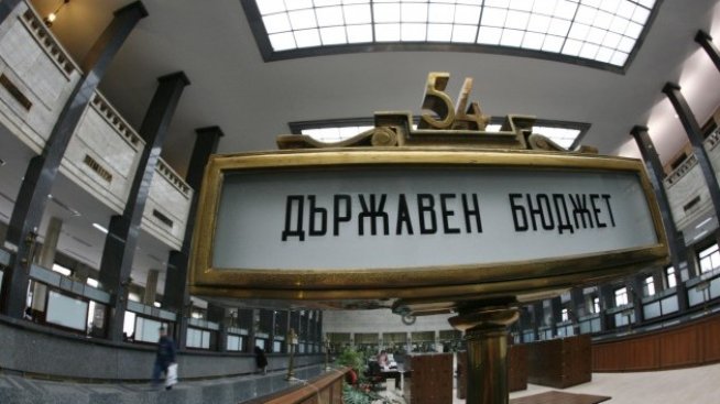 Бюджет 2017 ще се актуализира догодина, смята Румен Гечев