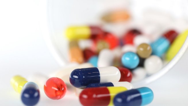 Мащабни законови промени срещу недостига на лекарства предлага МЗ