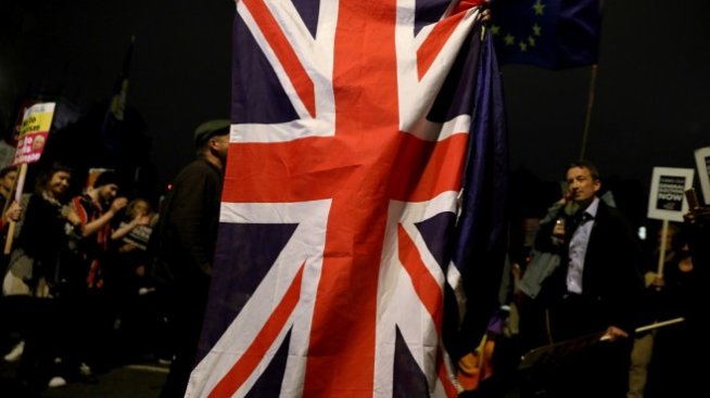 ЕС отказа искането за преговори за Brexit и през уикенда