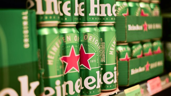 Продажбите на Heineken спадат заради продължителни спорове за цените