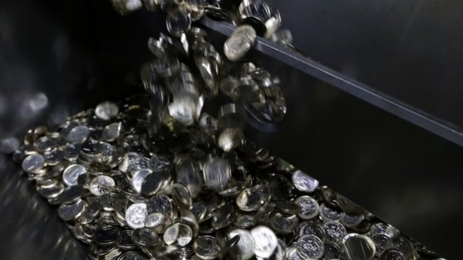 Увеличават се минималните размери на личните пенсии за инвалидност