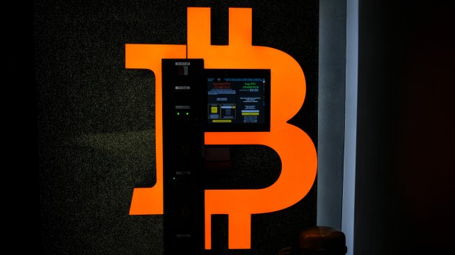 След данните за инфлацията и Фед цената на биткойна отново е там, където беше