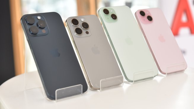 A1: Предварителните поръчки на iPhone 15 са с над 31% повече от тези на iPhone 14
