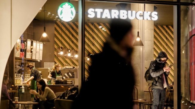 Starbucks ще увеличи цените в менюто си заради инфлацията