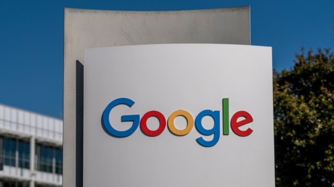 Сплитът на акциите на Alphabet може да ѝ проправи път към Dow Jones