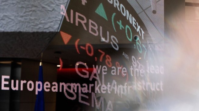 Европейските борси не намериха посоката в първата сесия на 2024 г.