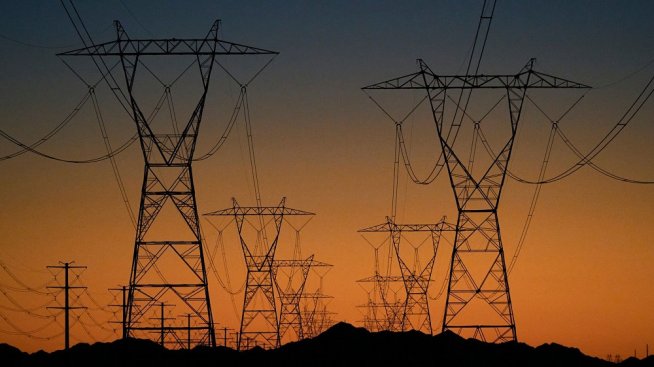 Либерализацията на енергийния пазар отново се отлага с поне година