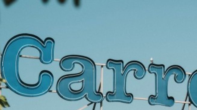 Печете пилетата по-рано - френските магазини се готвят за недостиг на ток