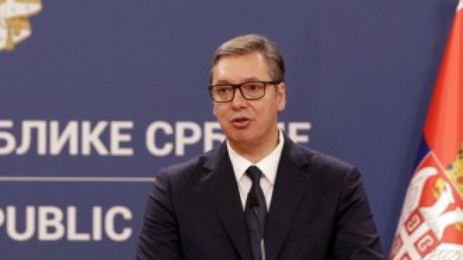 Сирени отекнаха в Северно Косово, напрежението със Сърбия се покачва