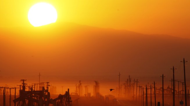 Франция затвори училища, Италия ограничи работата на открито заради горещините